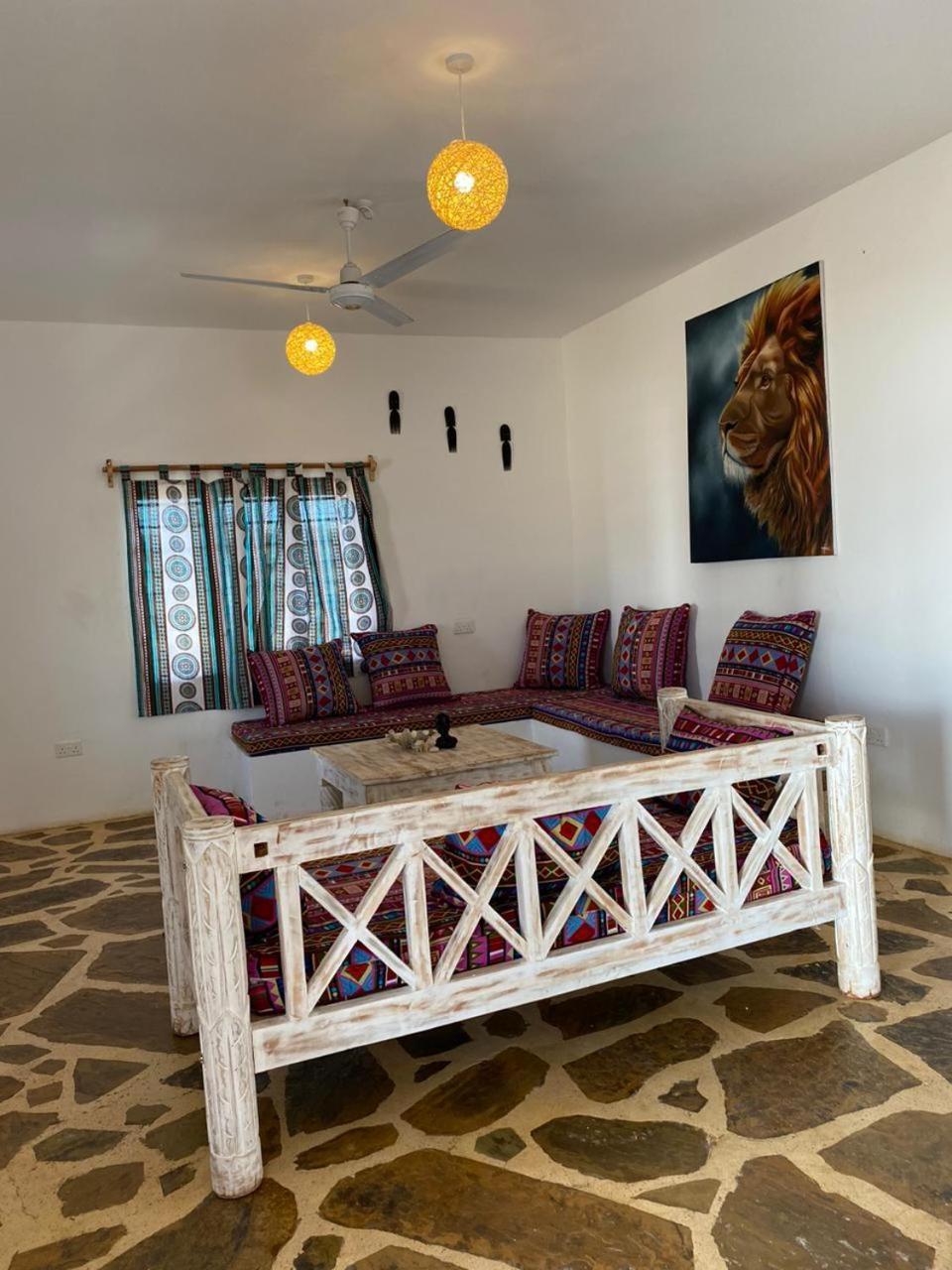 Bed and Breakfast Red Land House Watamu Exterior foto